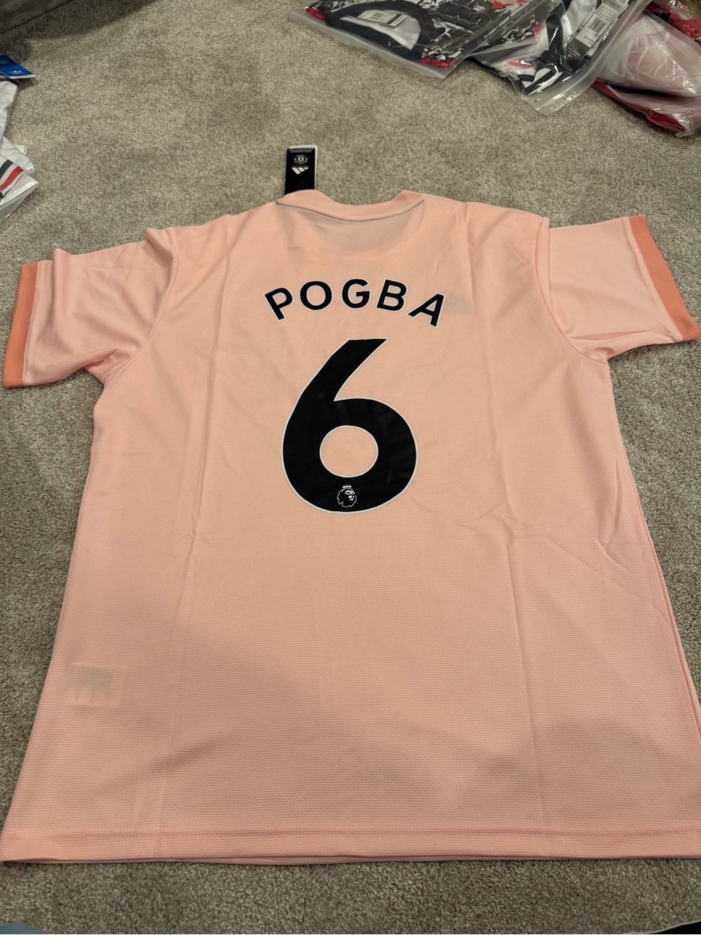Manchester United Paul Pogba #6 Pink Men’s Football Jersey slim fit jersey